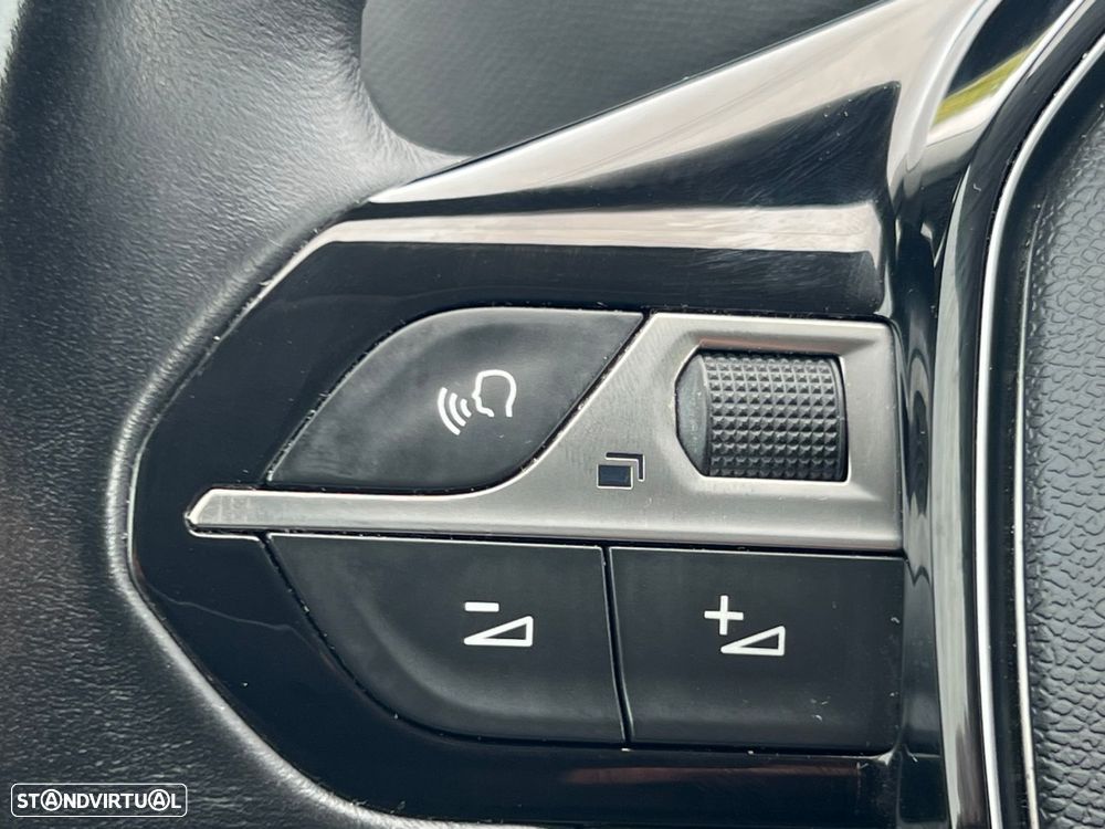 Peugeot 3008 1.5 BlueHDi Allure - 16