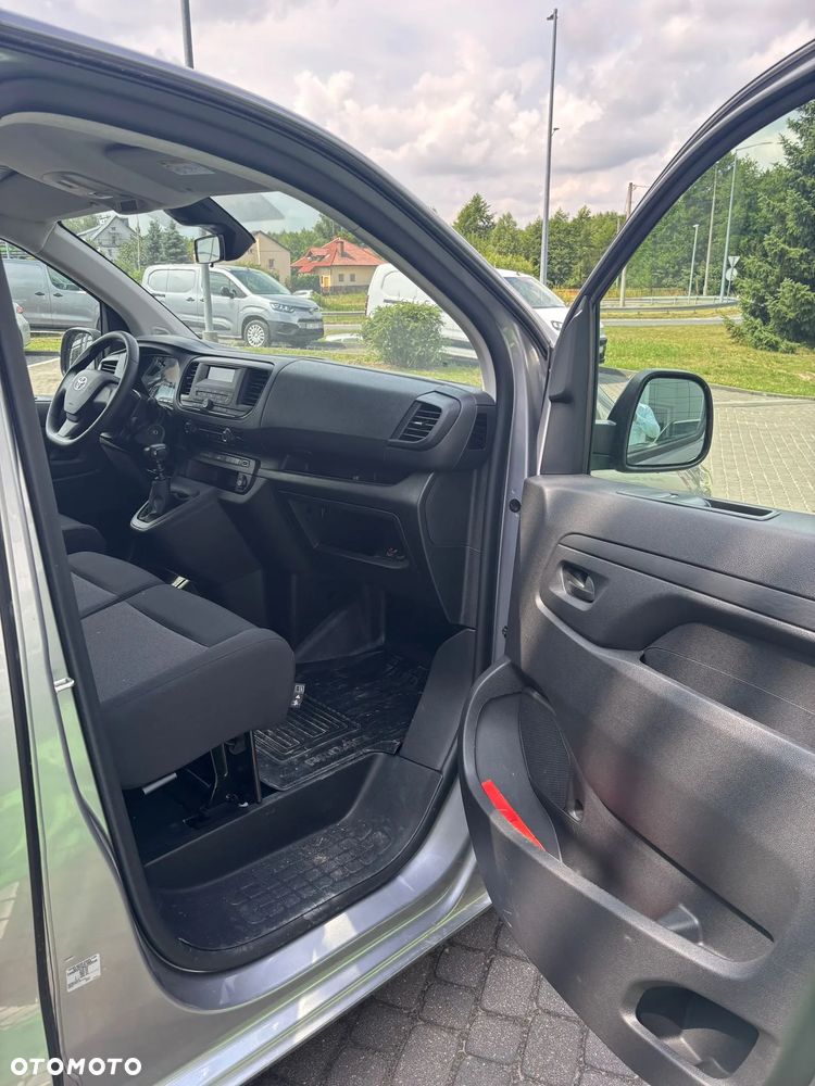 Toyota Proace - 10