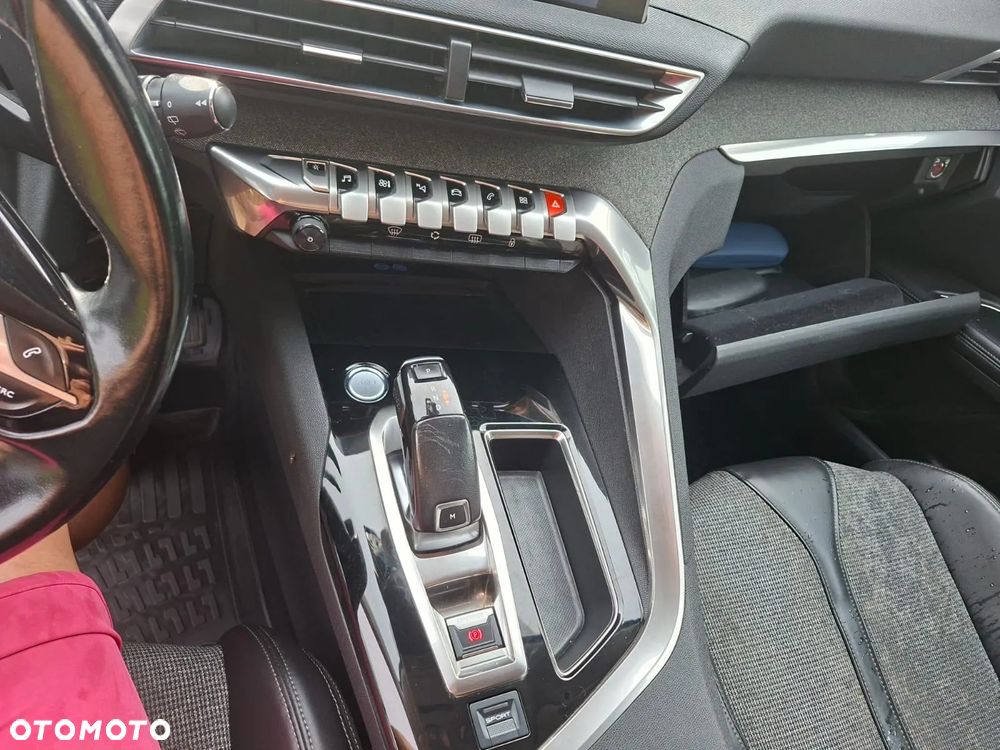Peugeot 5008 - 4