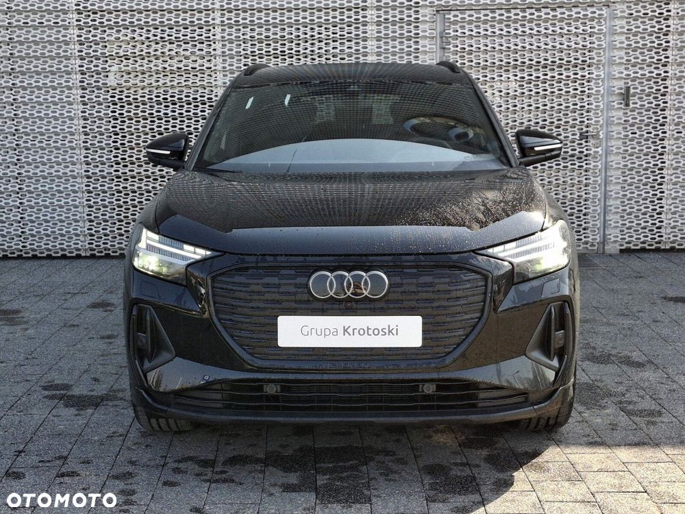 Audi Q4 e-tron - 2