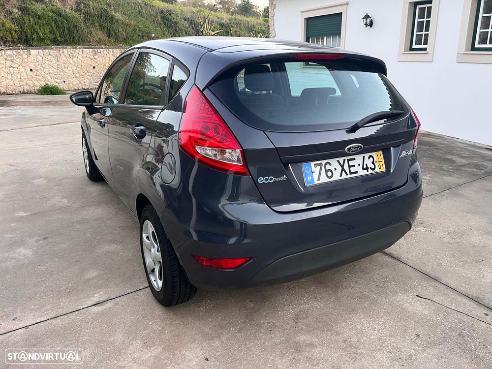 Ford Fiesta 1.6 TDCI ECOnetic Trend - 4