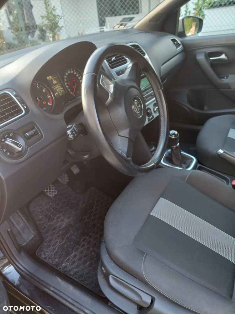 Volkswagen Polo - 5