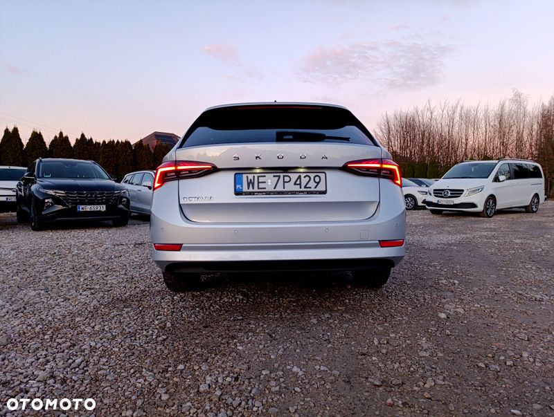 Skoda Octavia 2.0 TDI Ambition DSG - 11