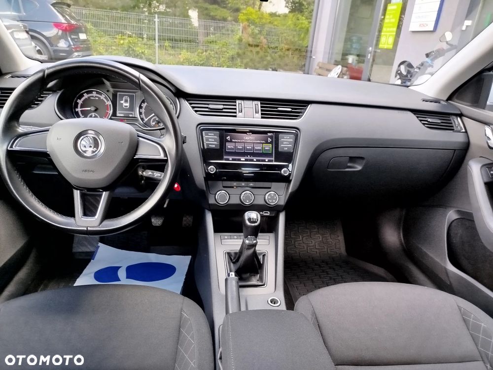 Skoda Octavia 1.0 TSI GPF Active - 10