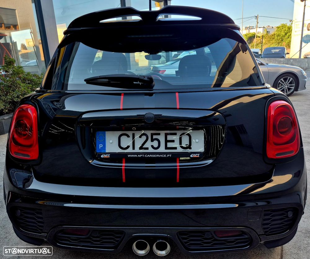 MINI 3 Portas One JCW - 4