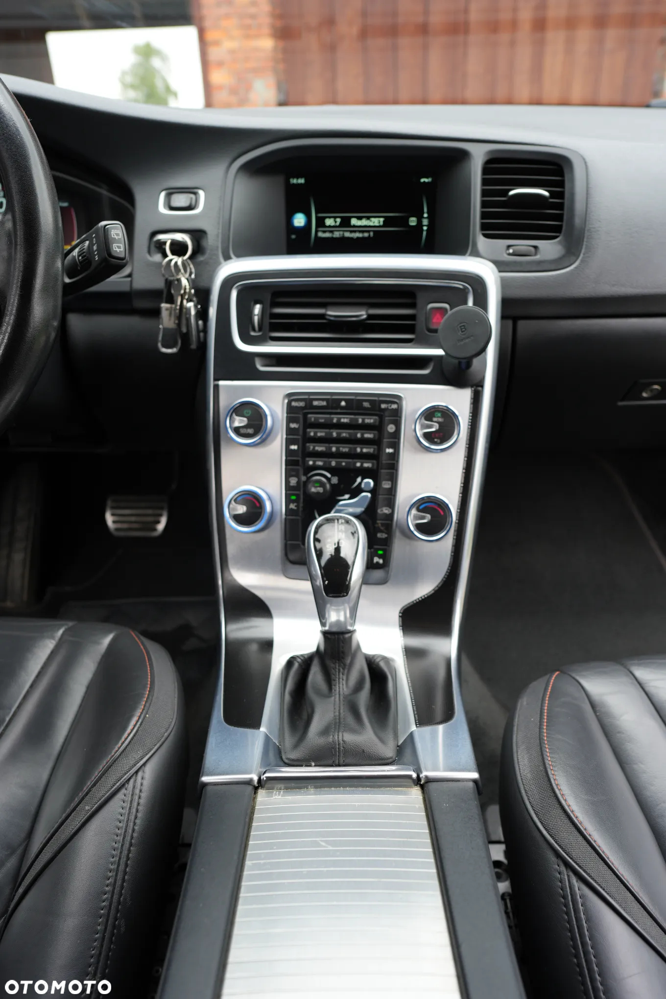 Volvo V60 D3 Drive-E Ocean Race - 15