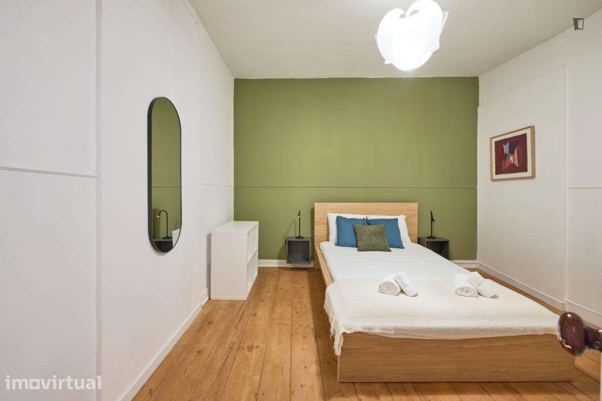 Quarto - localizado em São Bento Lisbon - Grande imagem: 2/31