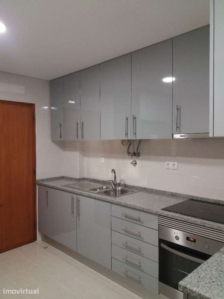 Quarto Centro de Mem-Martins - Grande imagem: 4/8