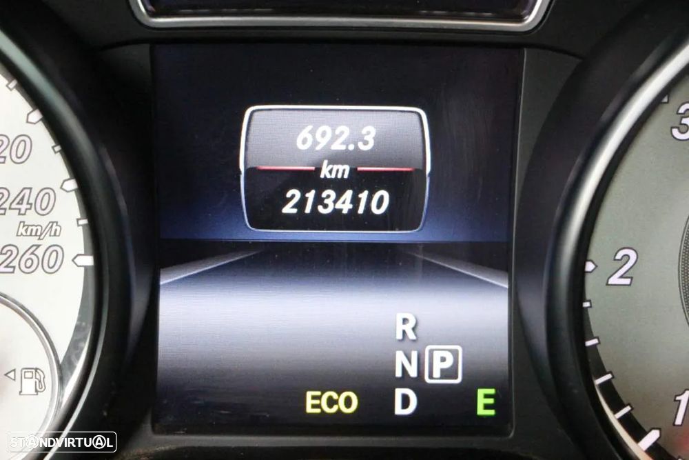 Mercedes-Benz GLA 200 CDi Urban Aut. - 10