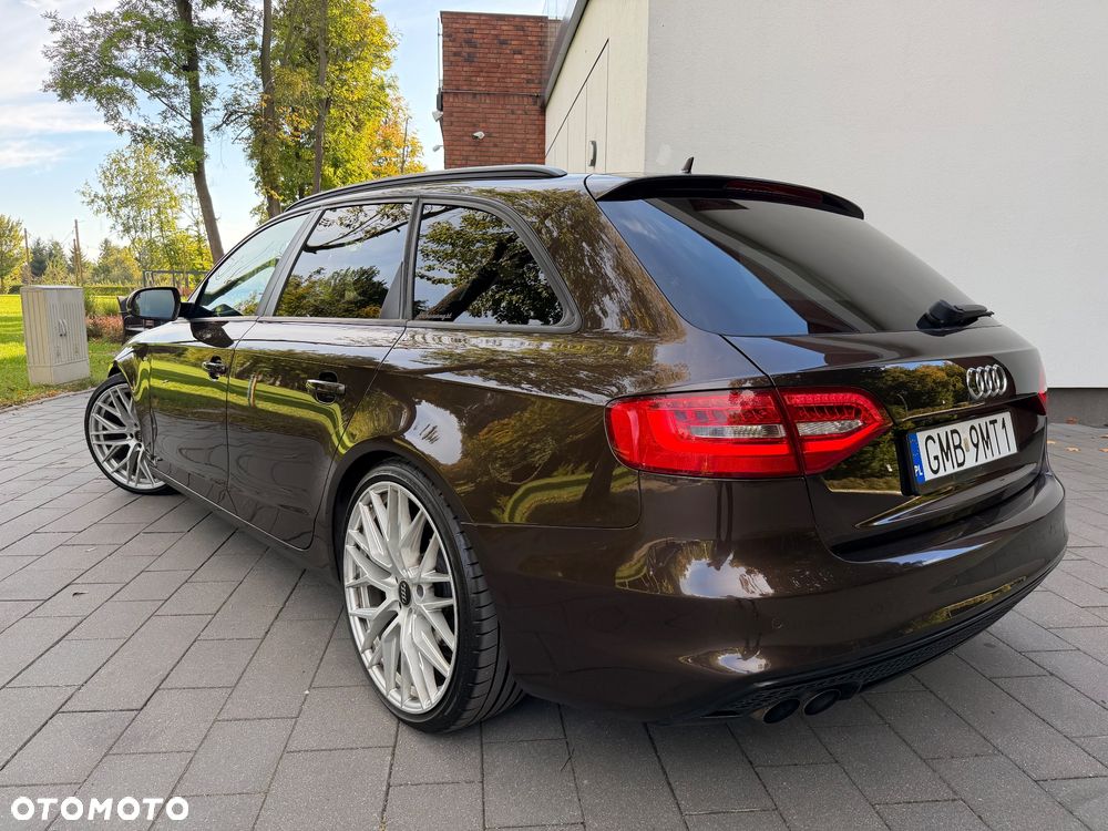 Audi A4 Avant 2.0 TDI DPF S line Sportpaket - 4