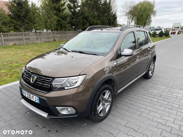 Dacia Sandero Stepway Blue dCi 95 Prestige