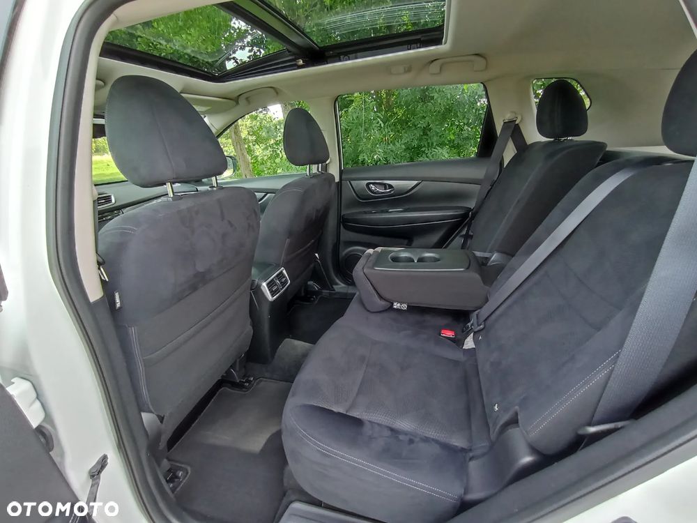 Nissan X-Trail - 25