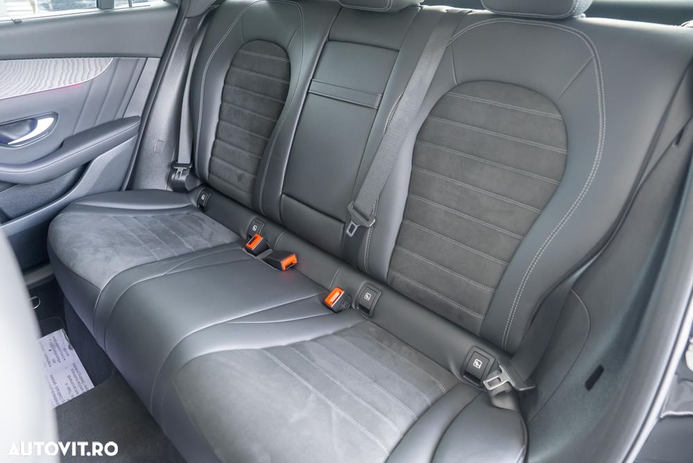 Mercedes-Benz GLC 300 de 4Matic 9G-TRONIC - 23