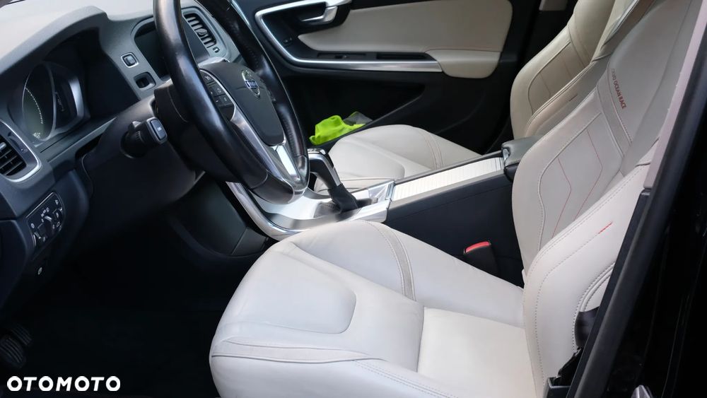 Volvo V60 D4 Drive-E Ocean Race - 5