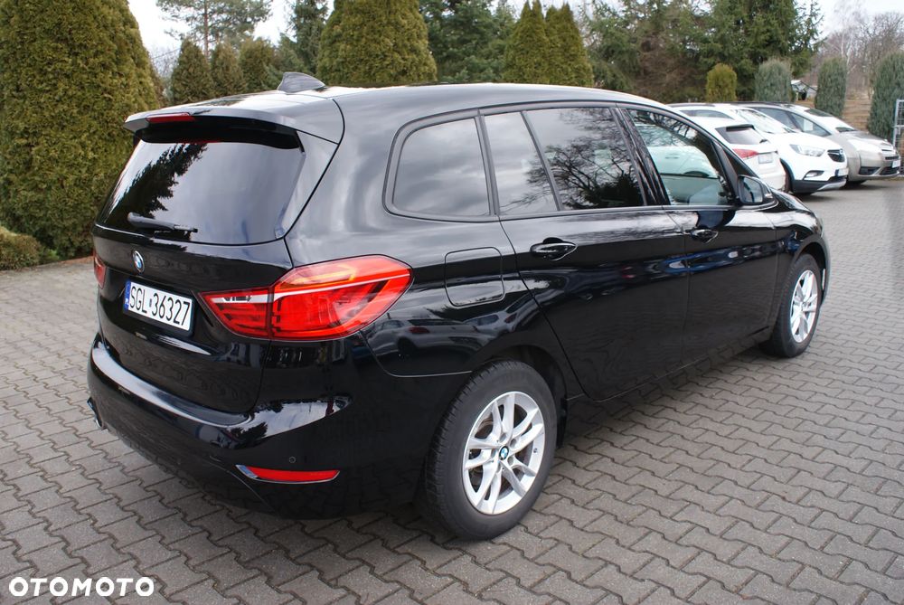 BMW Seria 2 218i Advantage - 15