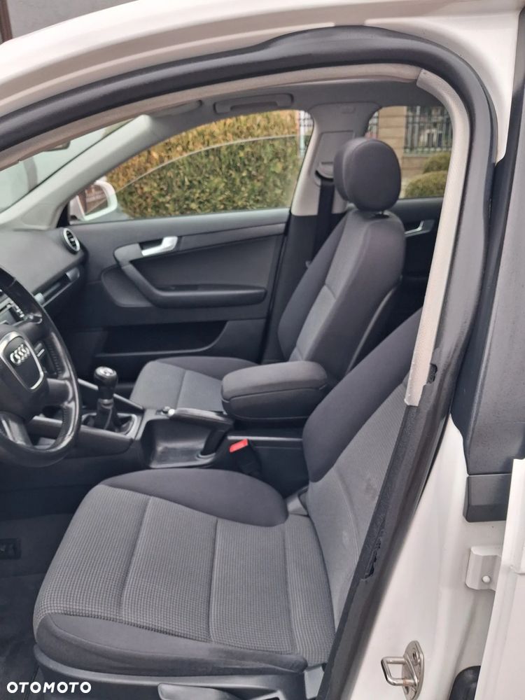 Audi A3 Sportback - 15