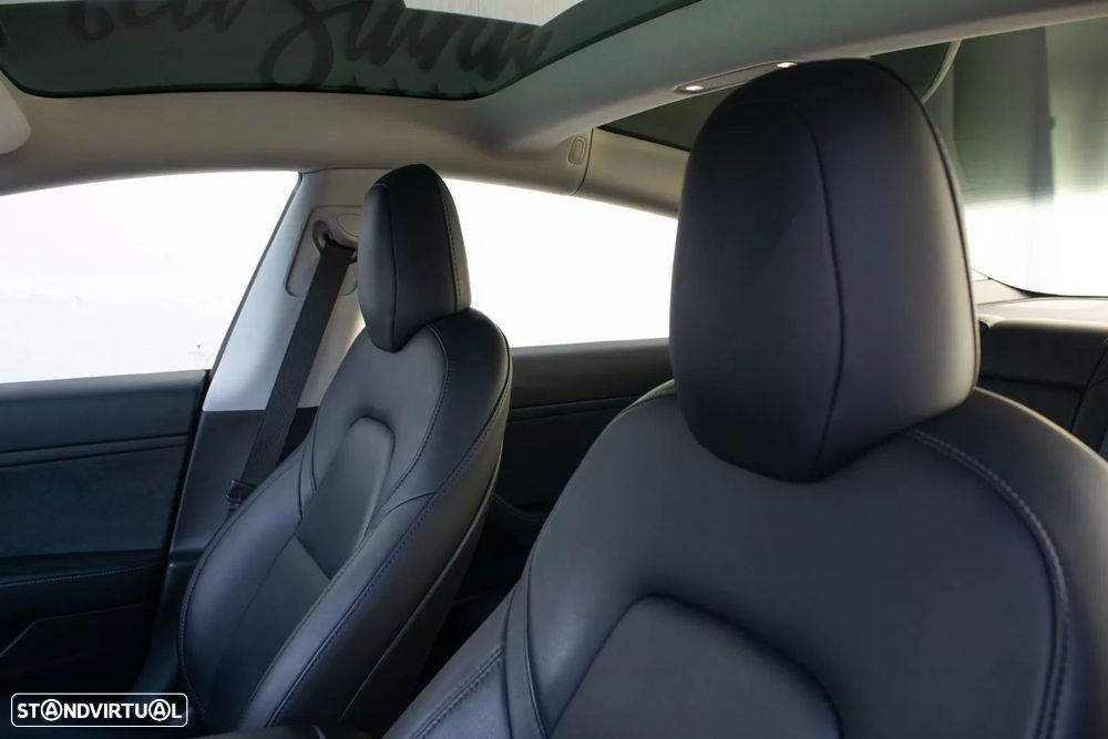 Tesla Model 3 Standard Range Plus RWD - 18