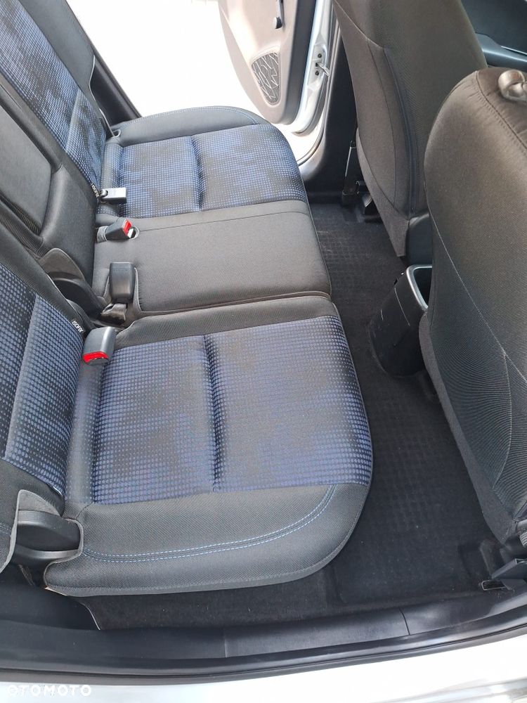 Hyundai ix20 - 6