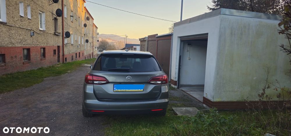 Opel Astra 1.4 T Elite - 4