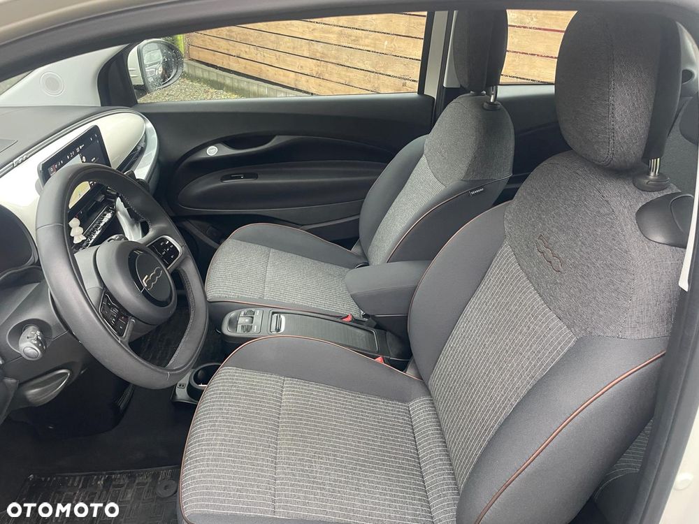 Fiat 500 23.8kWh Icon - 7