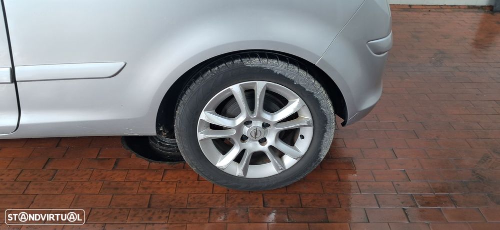 Opel Corsa Corsa 1.3 Cdti Sport Van D - 4