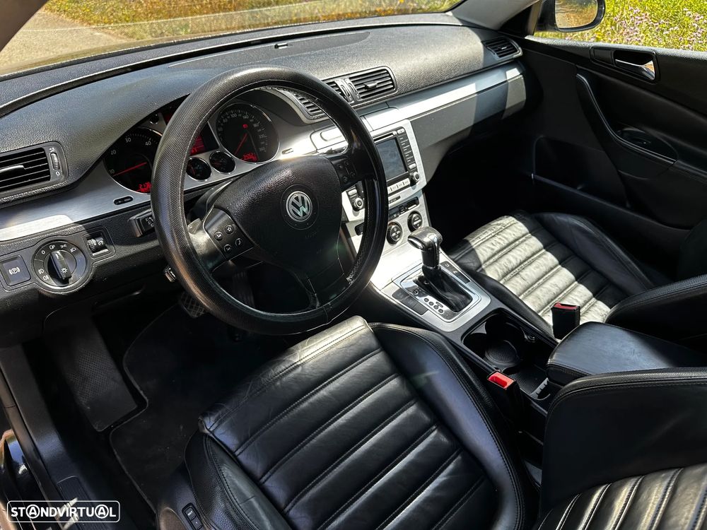 VW Passat Variant 2.0 TDI Highline DSG - 11
