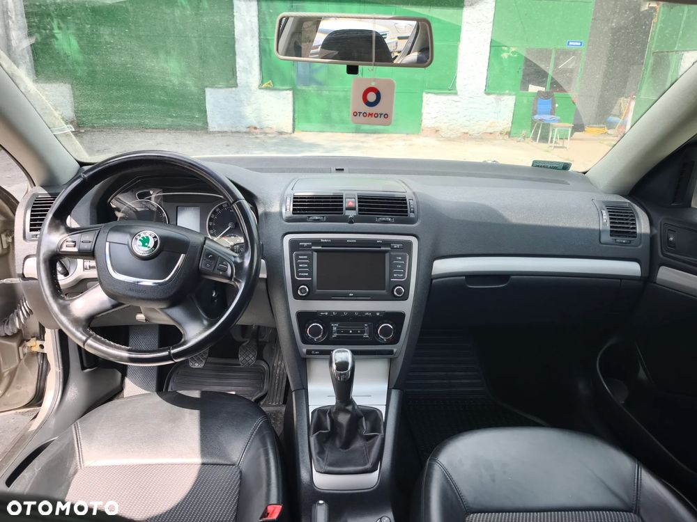 Skoda Octavia 1.8 TSI Elegance - 9