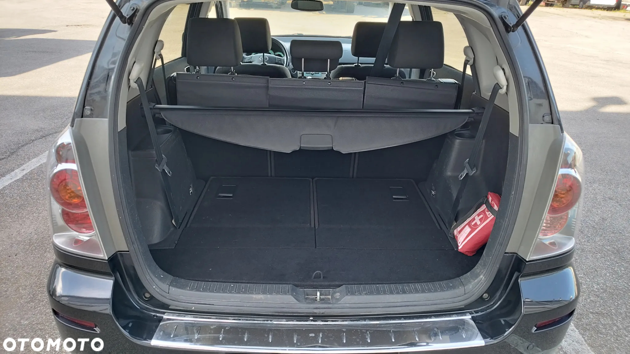 Toyota Corolla Verso 1.8 Sol + 7os - 26