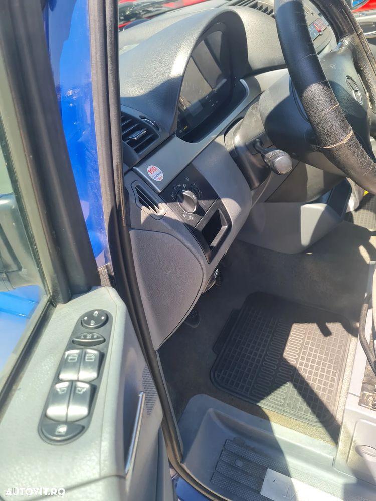 Mercedes-Benz Viano 2.2 CDI kompakt Trend Activity - 9