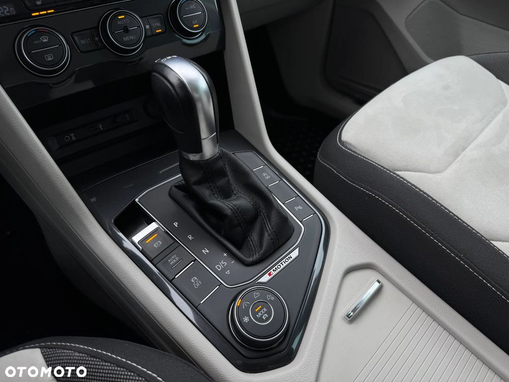 Volkswagen Tiguan 2.0 TDI BMT SCR 4Mot Highline DSG - 31