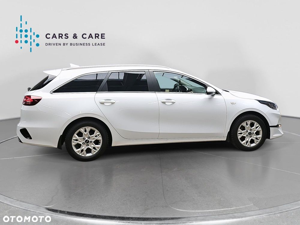 Kia Ceed 1.5 T-GDI M - 22