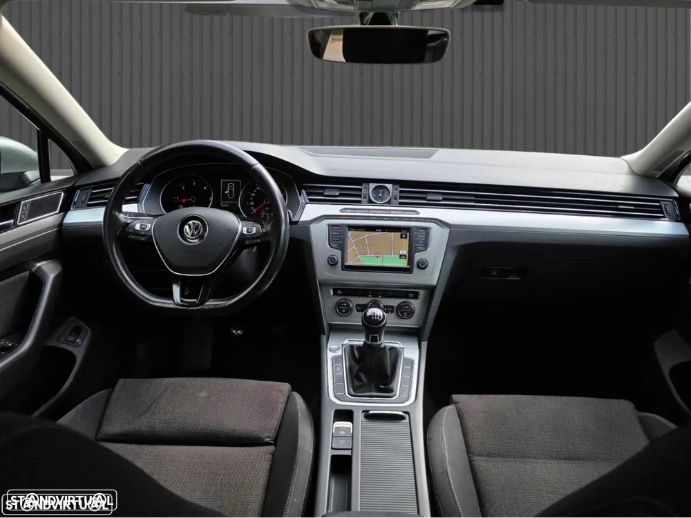 VW Passat Variant 1.6 TDI Confortline - 9
