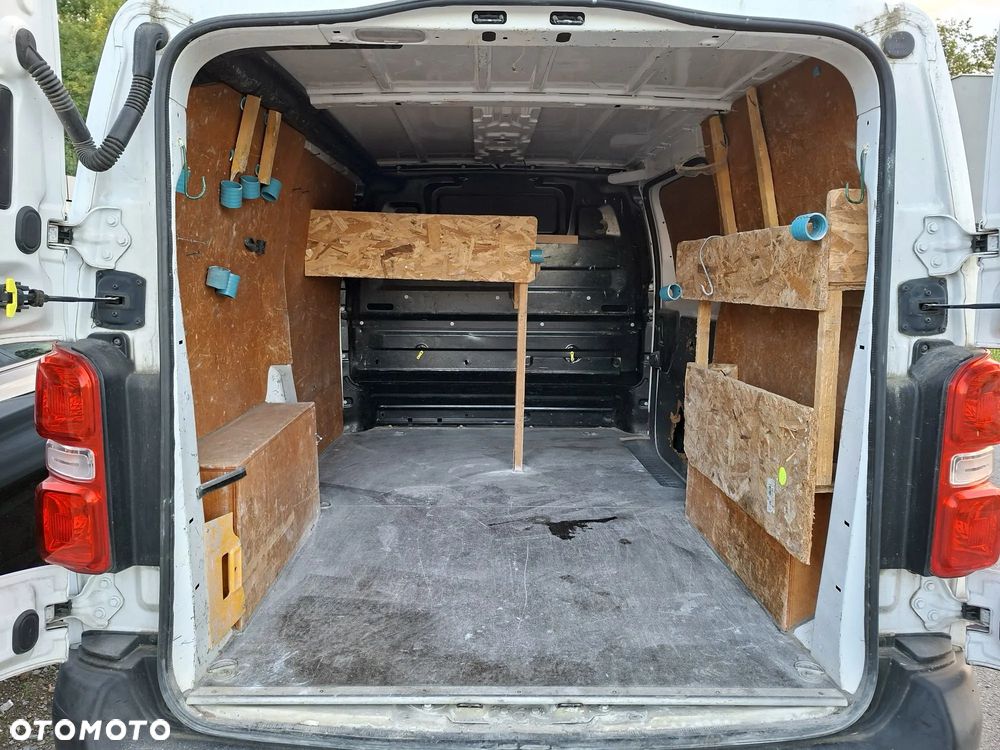 Opel Vivaro - 16