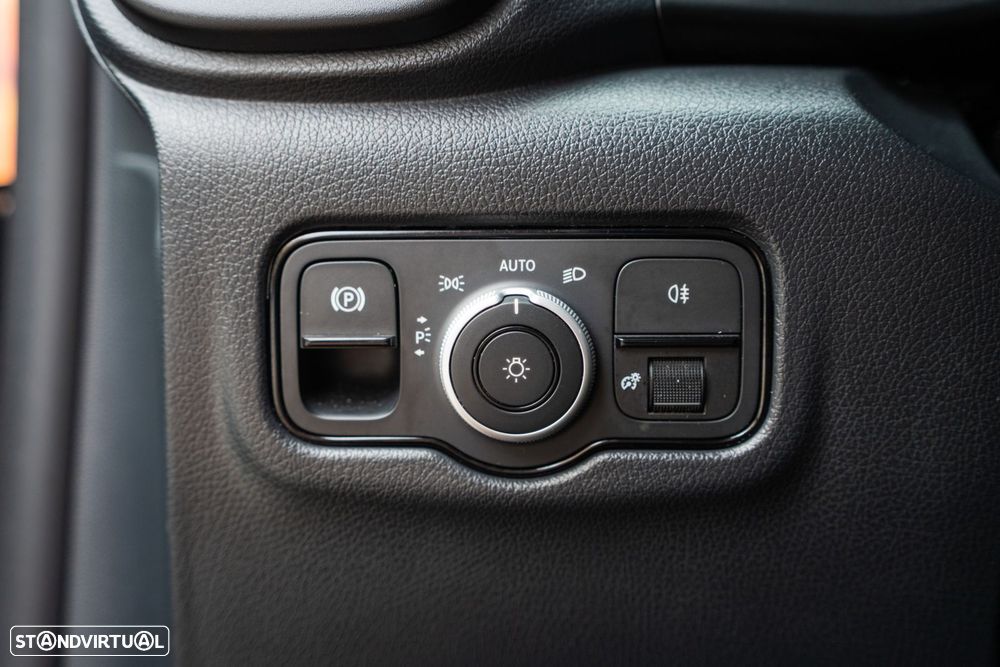 Mercedes-Benz Vito Misto Extra-Longa Aut. PRO - 22