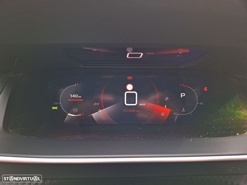 Peugeot 208 1.2 PureTech Allure EAT8 - 18