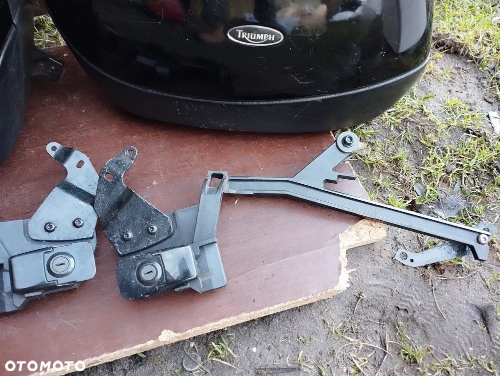 Triumph sprint 955 kufry boczne + stelaż - 3