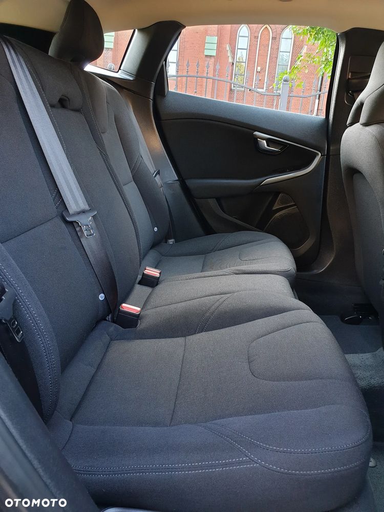 Volvo V40 Cross Country D2 Plus - 34