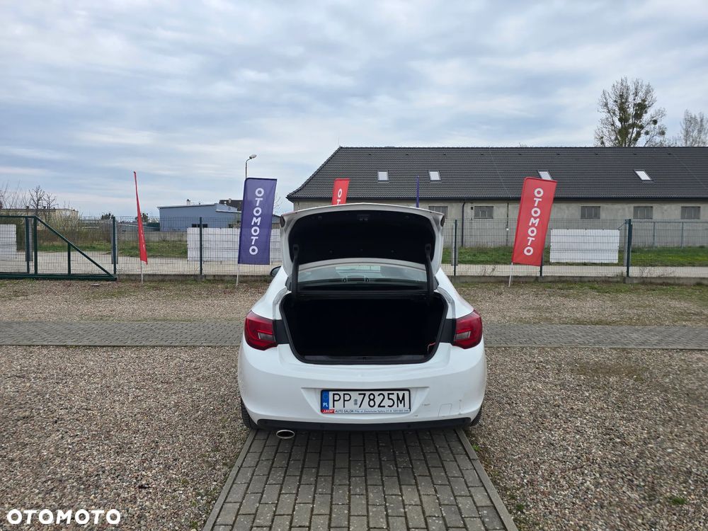 Opel Astra 1.4 T Business EU6 - 10