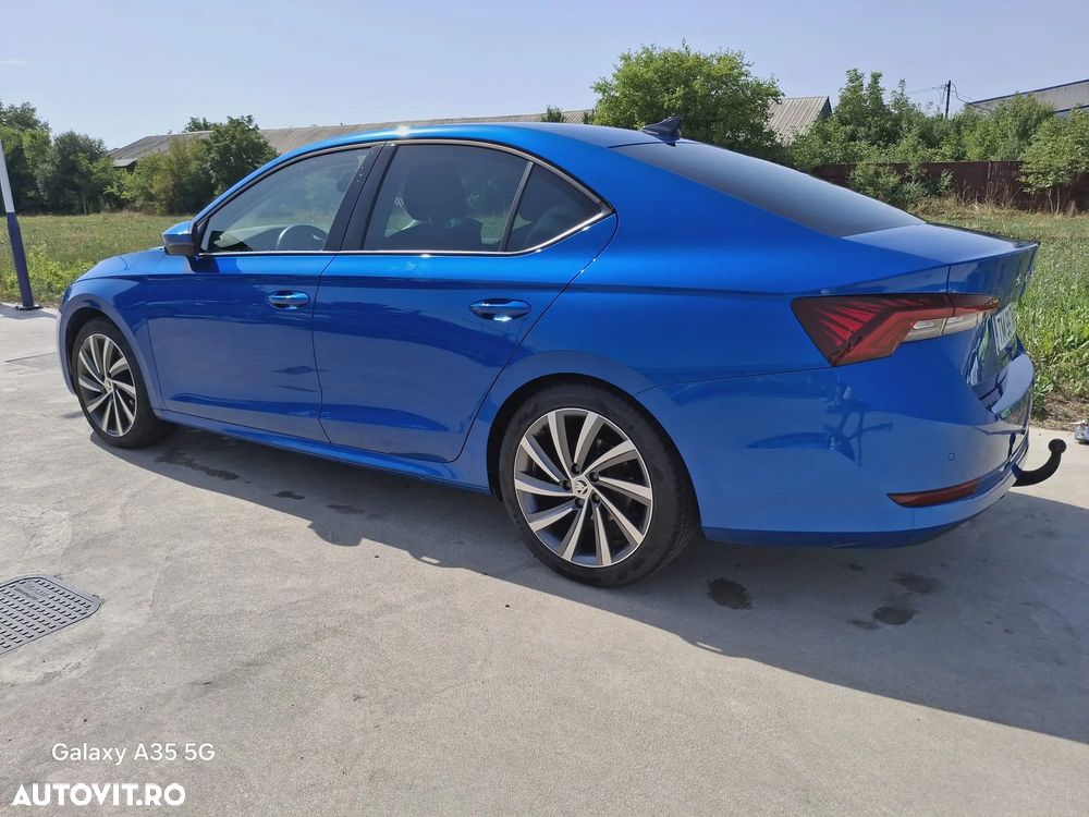 Skoda Octavia 2.0 TDI DSG 4X4 Sportline - 11