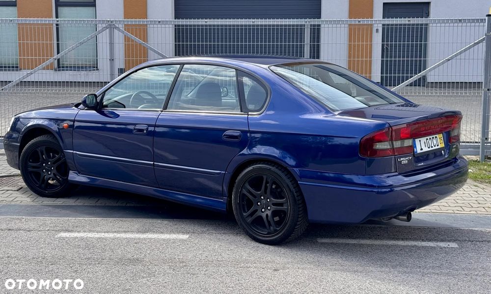 Subaru Legacy - 17