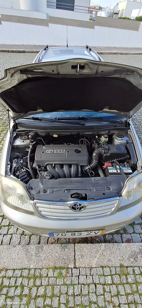 Toyota Corolla SW 1.6 VVT-i Sol - 13