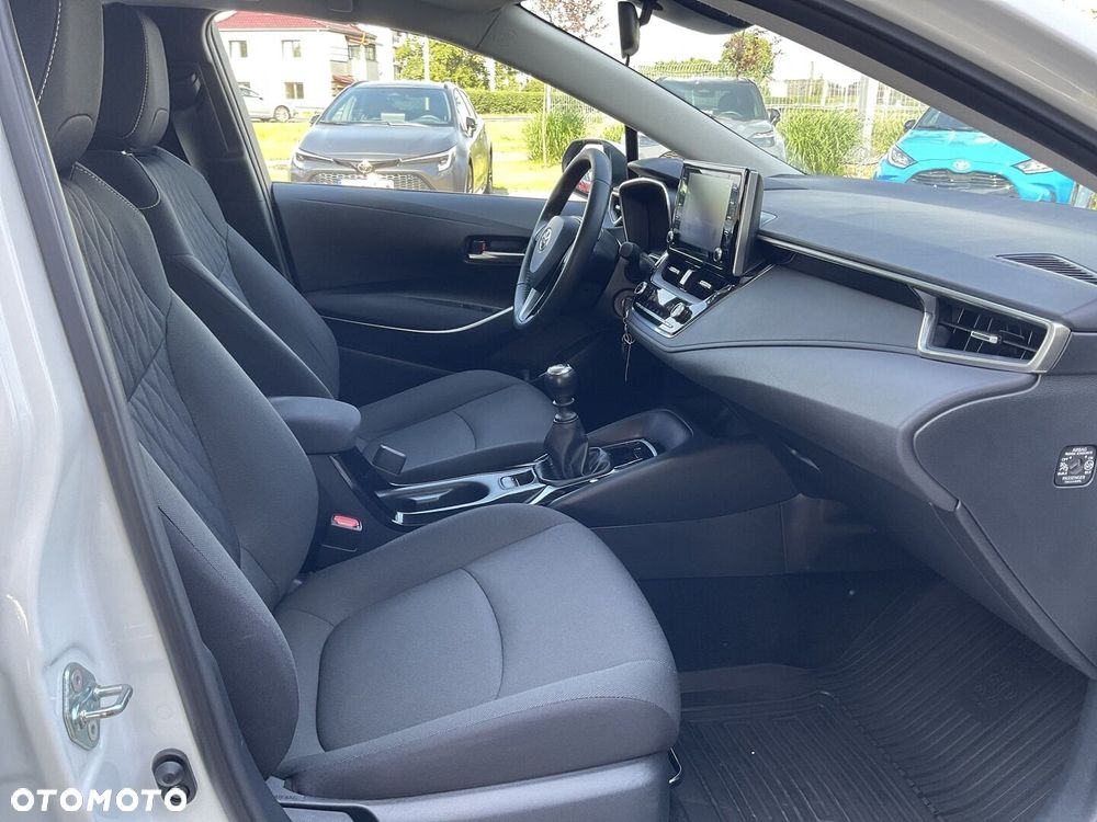 Toyota Corolla - 9