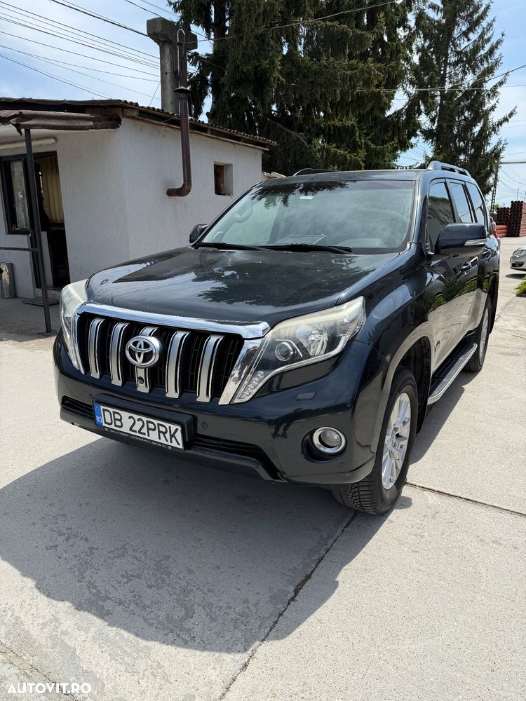 Toyota Land Cruiser 3.0l Turbo D-4D Aut. AVS 7 Locuri Luxury - 1