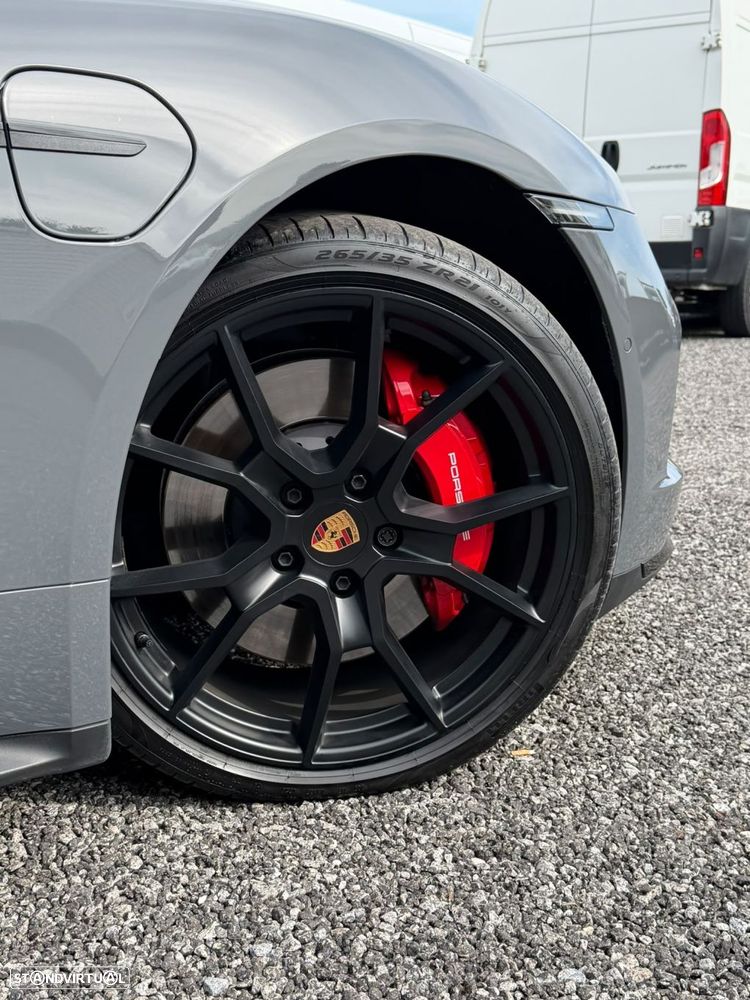 Porsche Taycan Sport Turismo GTS - 24