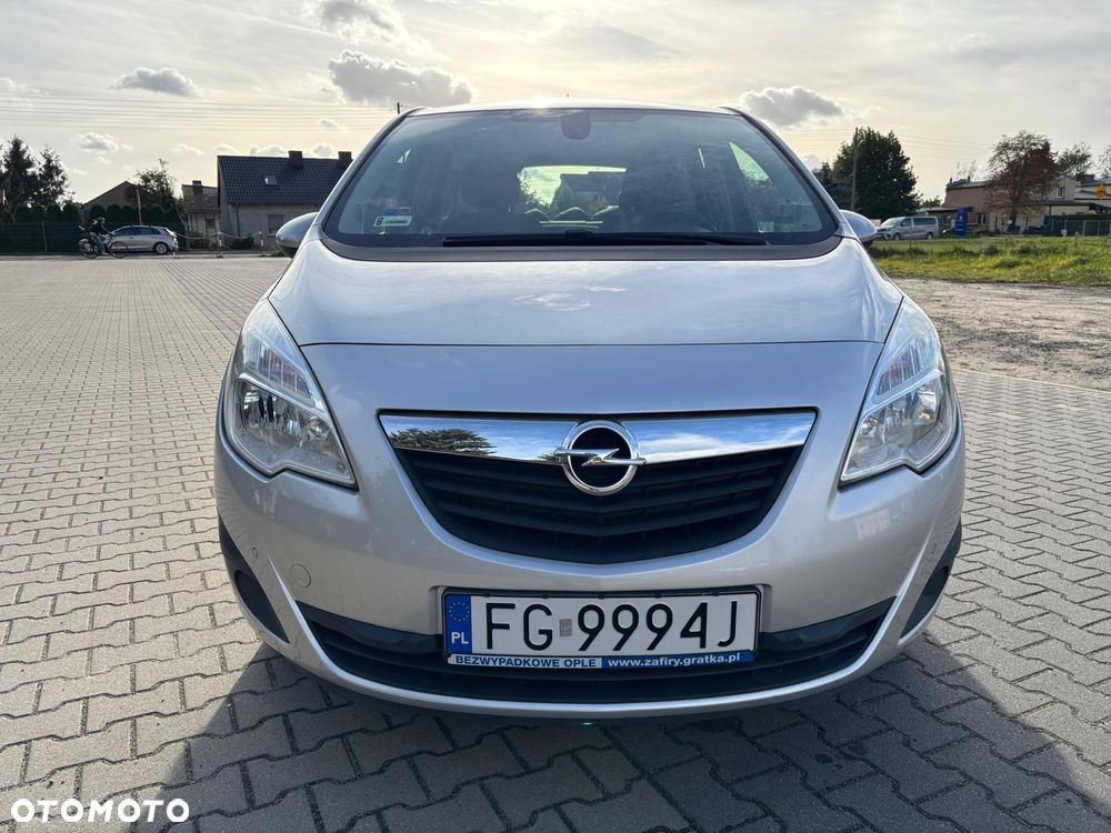 Opel Meriva - 10