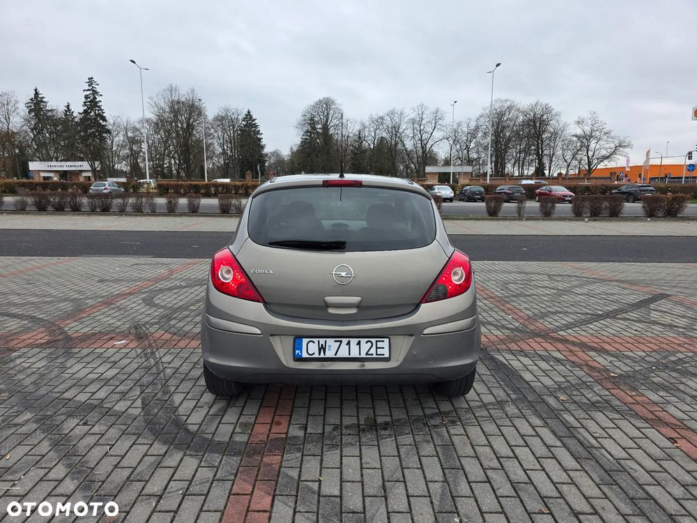 Opel Corsa 1.4 16V Enjoy - 5