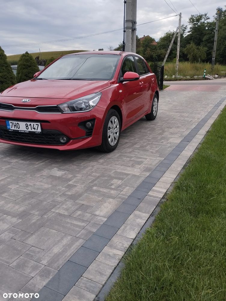 Kia Rio - 7