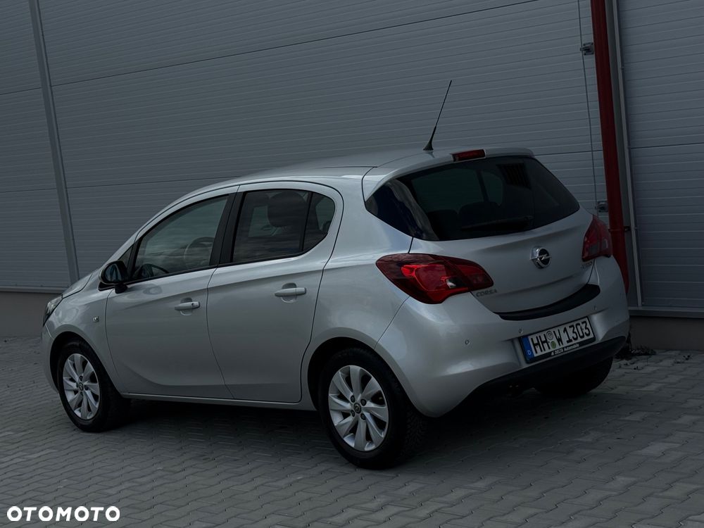Opel Corsa 1.4 16V Cosmo - 4