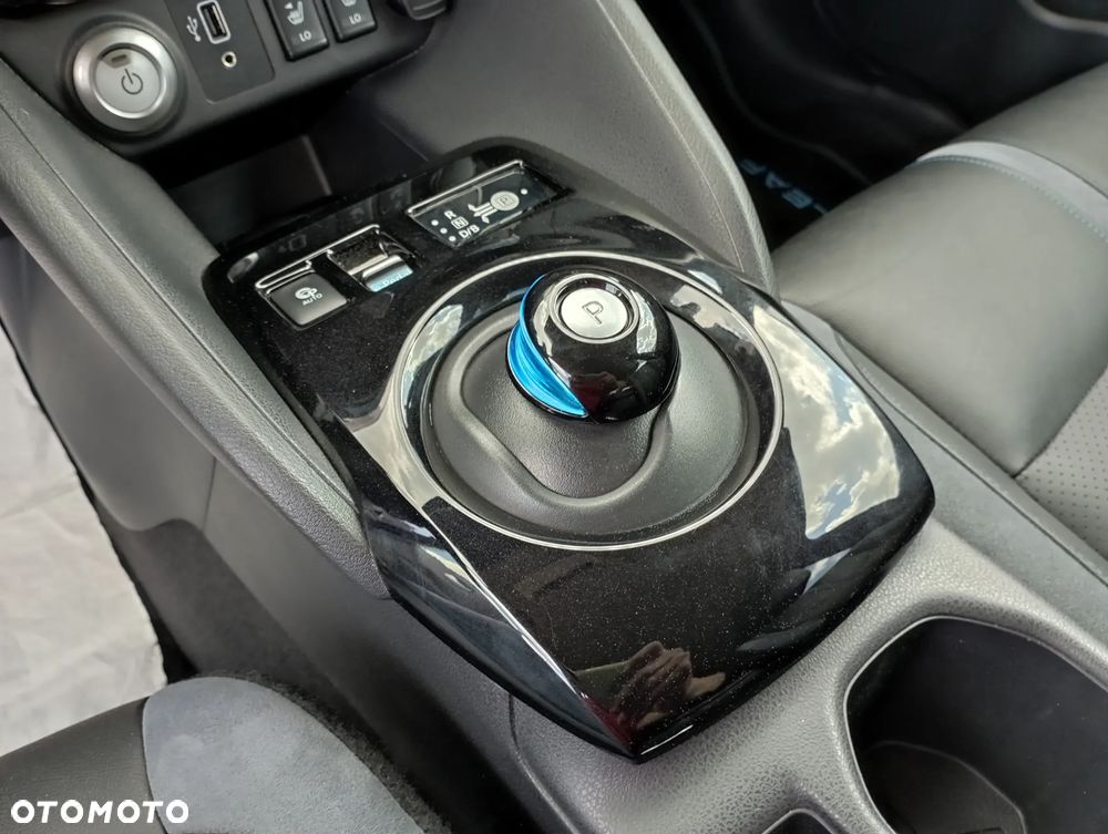 Nissan Leaf 40kWh 3.Zero Limited Edition - 34