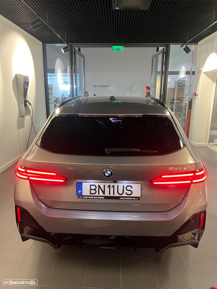 BMW 530 e Pack Desportivo M Pro - 3